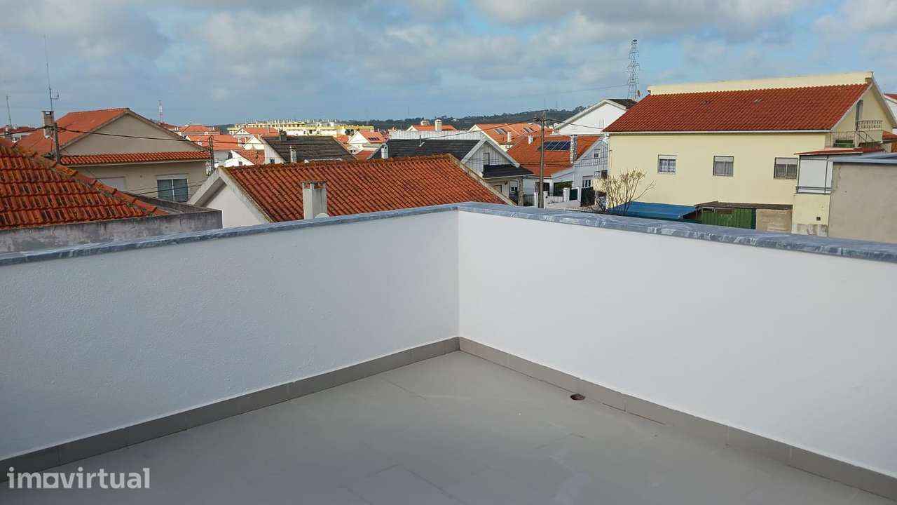 Moradia Geminada T3 na Quinta do Conde - Grande imagem: 4/18