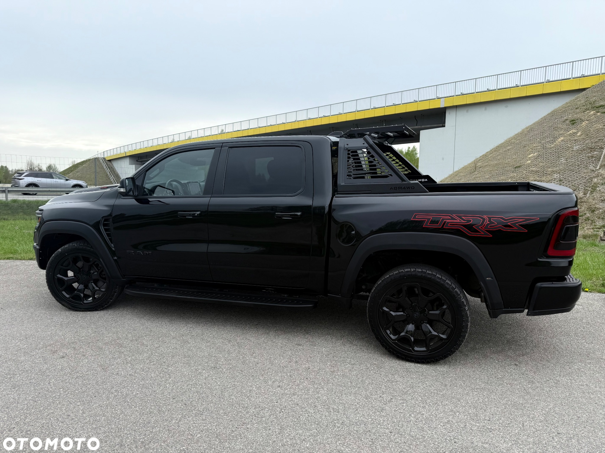 Dodge RAM TRX - 8