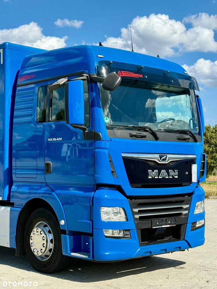 MAN TGX 26.420 / KONTENER / WINDA / 8.5 M DŁUGOŚCI / 21 EUROPALET / 6x2 / 3 OŚ PODNOSZONA I SKRĘTNA / ŁADOWNOŚĆ 14 415 KG / 2018 ROK / Z NIEMIEC - 6