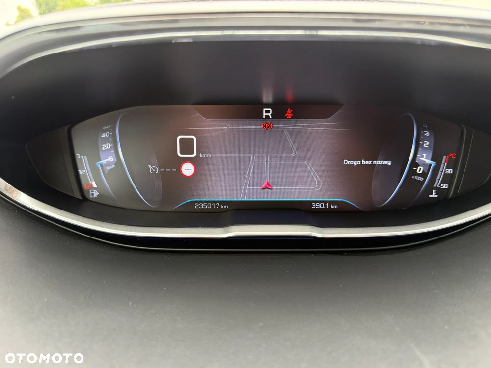 Peugeot 3008 1.5 BlueHDi Active S&S EAT8 - 24