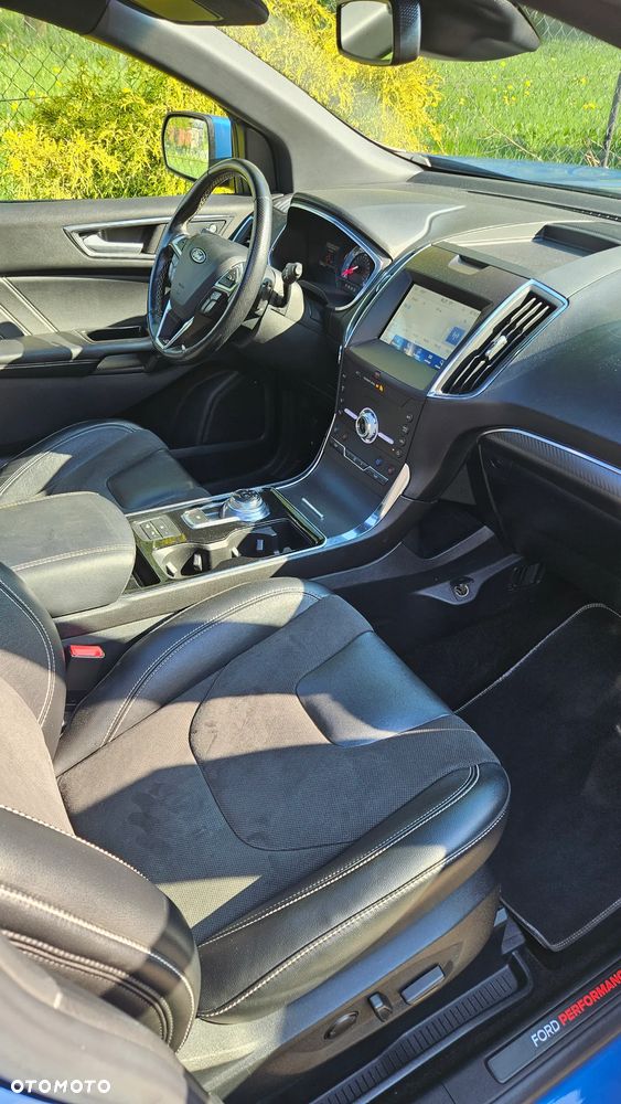 Ford Edge - 6