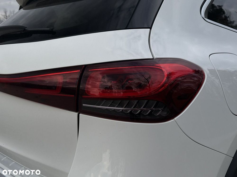 Mercedes-Benz EQA 250 66.5kWh Electric Art - 14