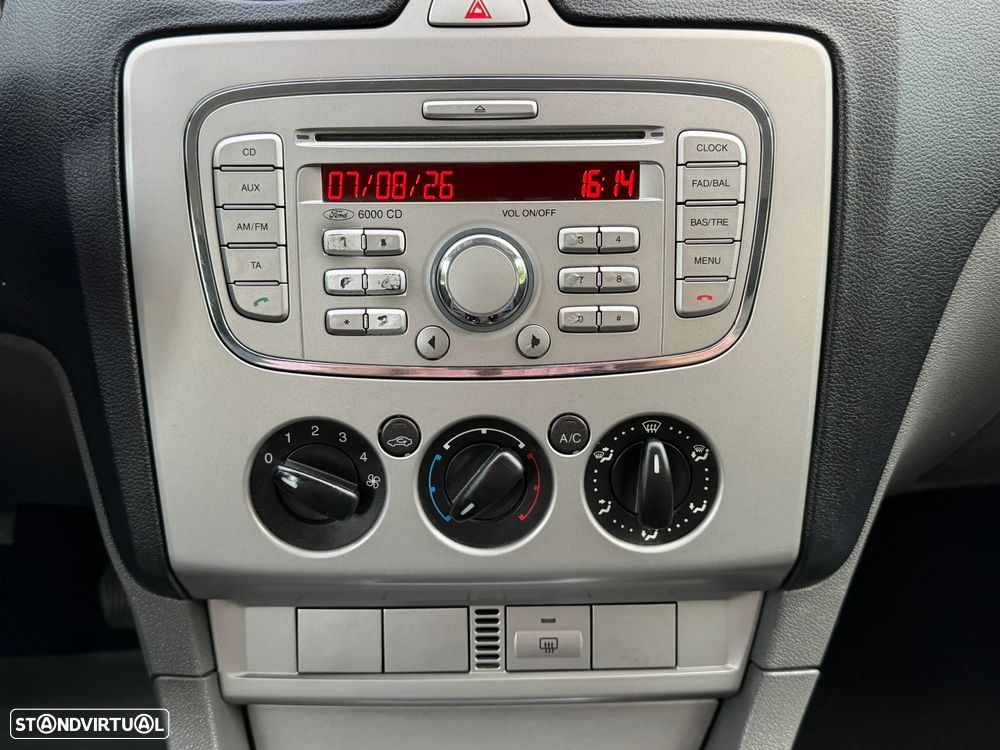 Ford Focus 1.6 TDCi Titanium - 9