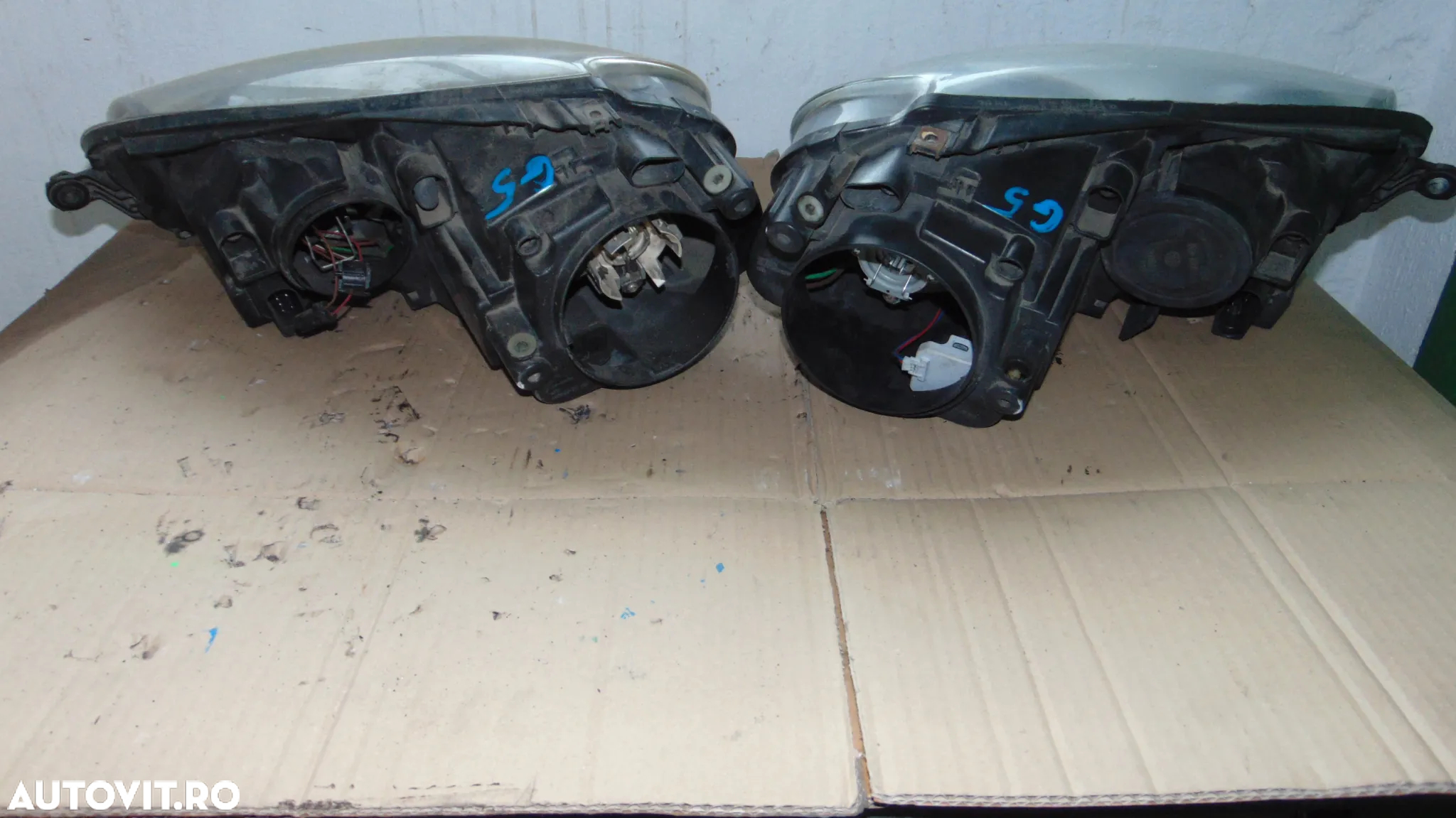 Faruri stanga/dreapta Volkswagen Golf 5 an 2007 Hatchback. - 9