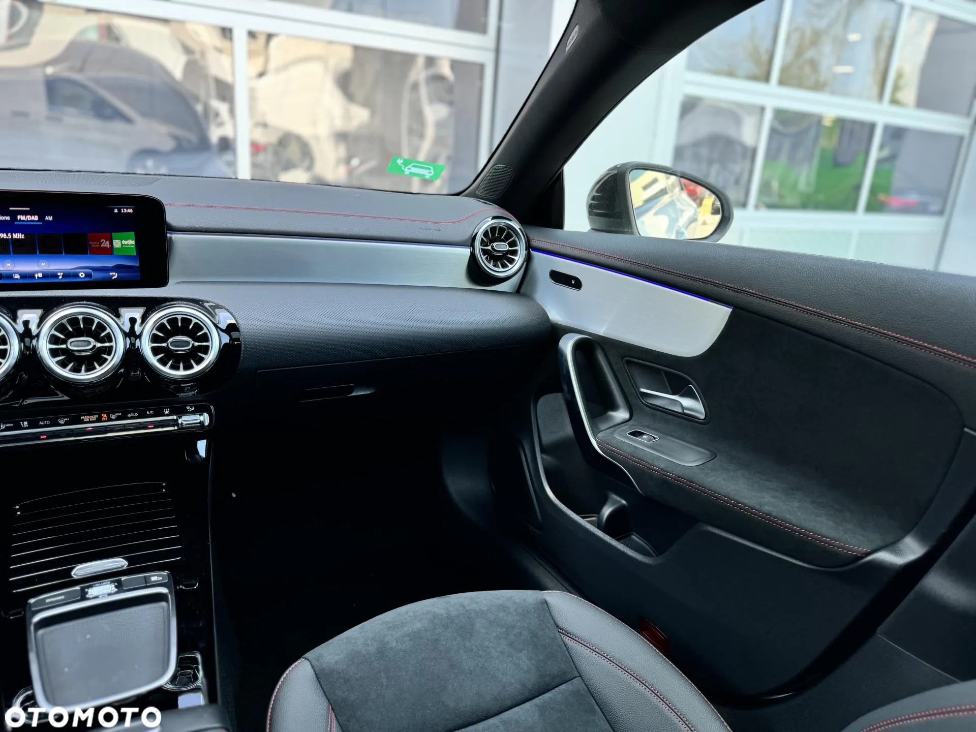 Mercedes-Benz CLA 250 e PHEV AMG Line 8G-DCT - 16