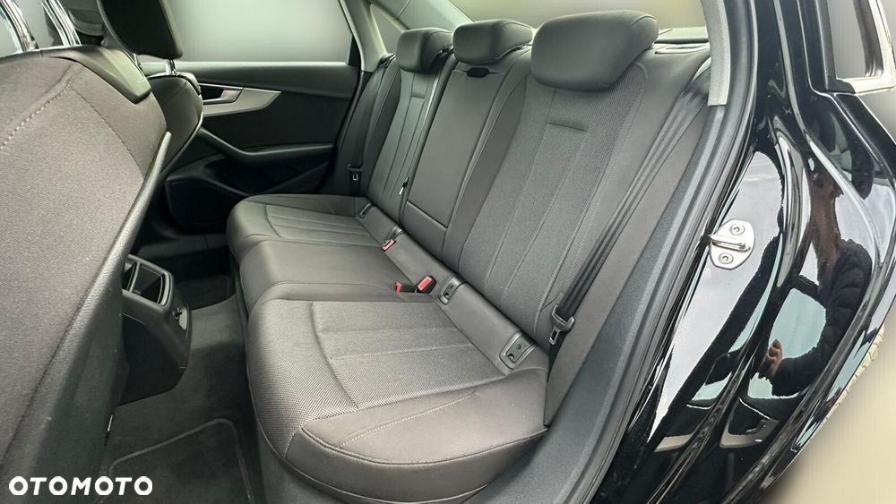 Audi A4 Limousine - 19