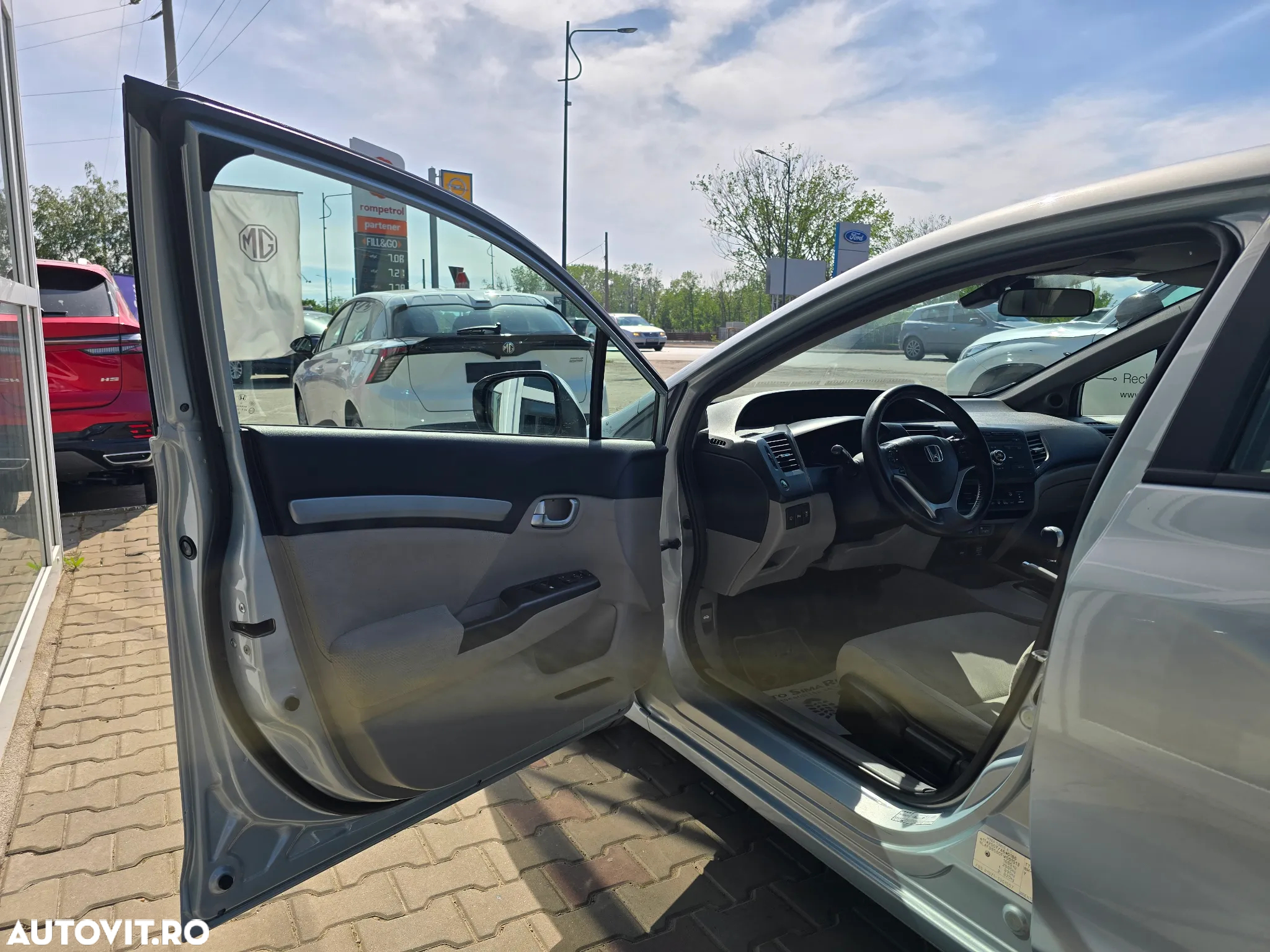 Honda Civic 1.8 i-VTEC MT Executive - 16