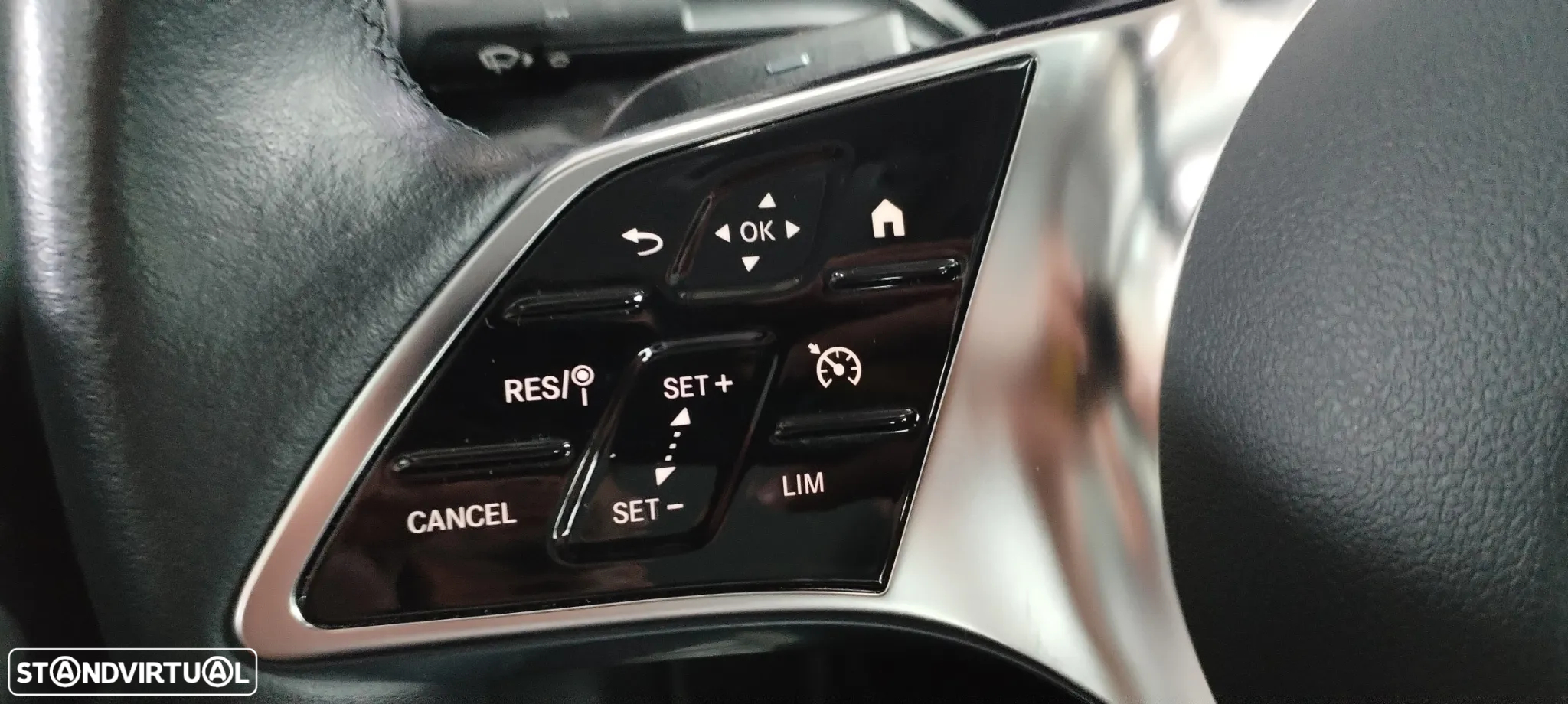 Mercedes-Benz CLA 180 d - 21