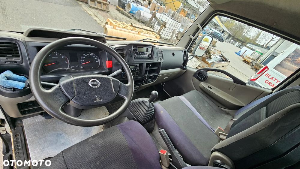 Nissan Cabstar / NT400 - 22