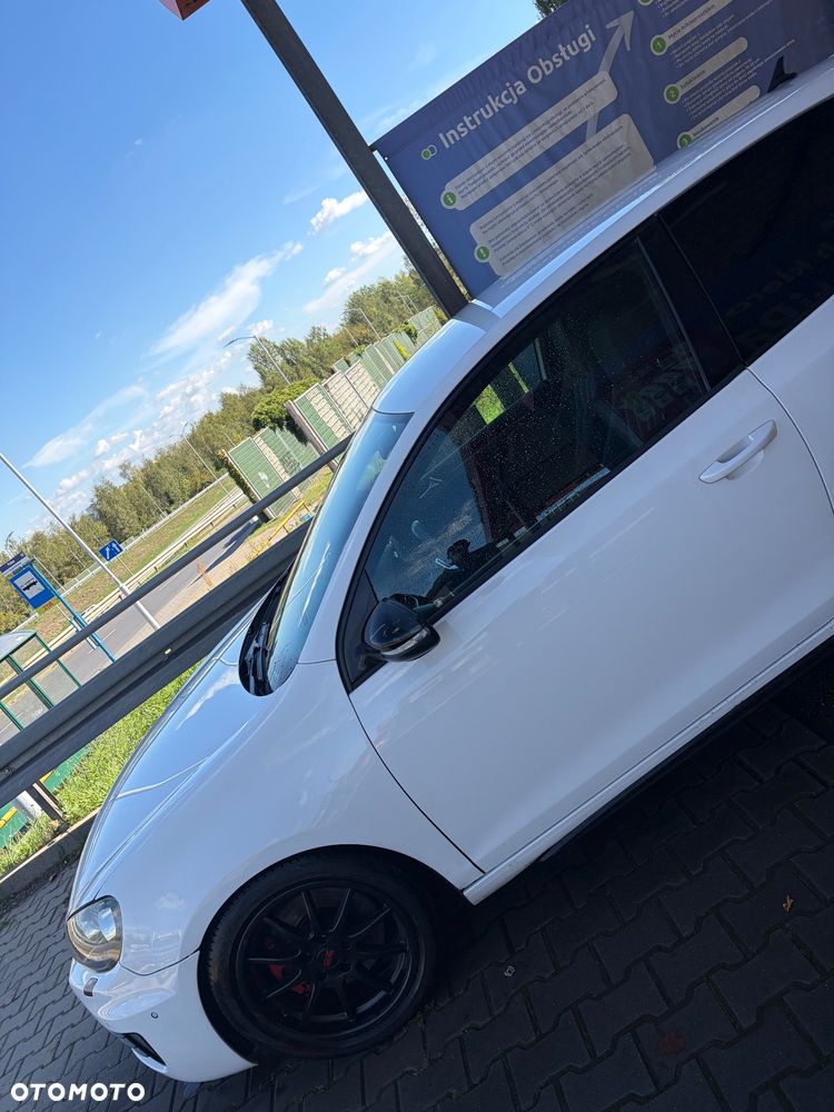 Volkswagen Golf - 30