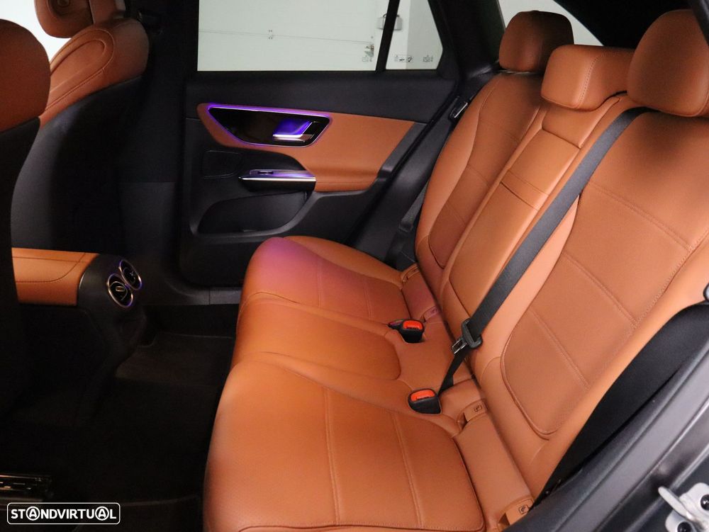 Mercedes-Benz GLC 300 de 4Matic - 8