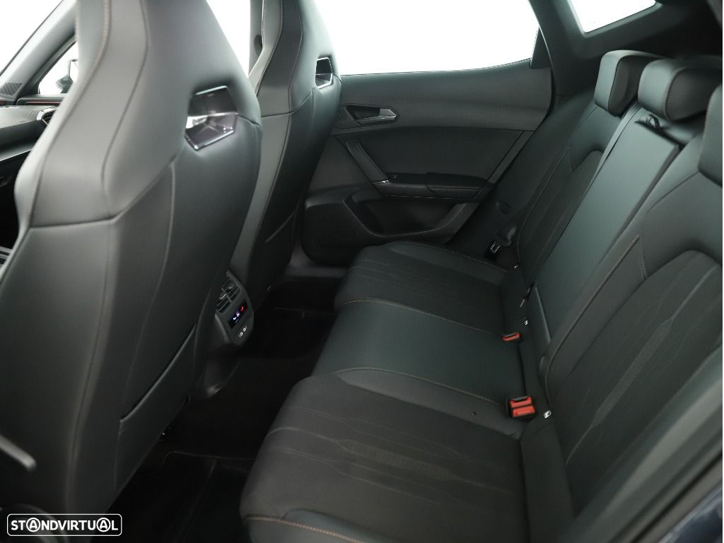 Cupra Formentor 1.4 e-Hybrid DSG VZ - 27