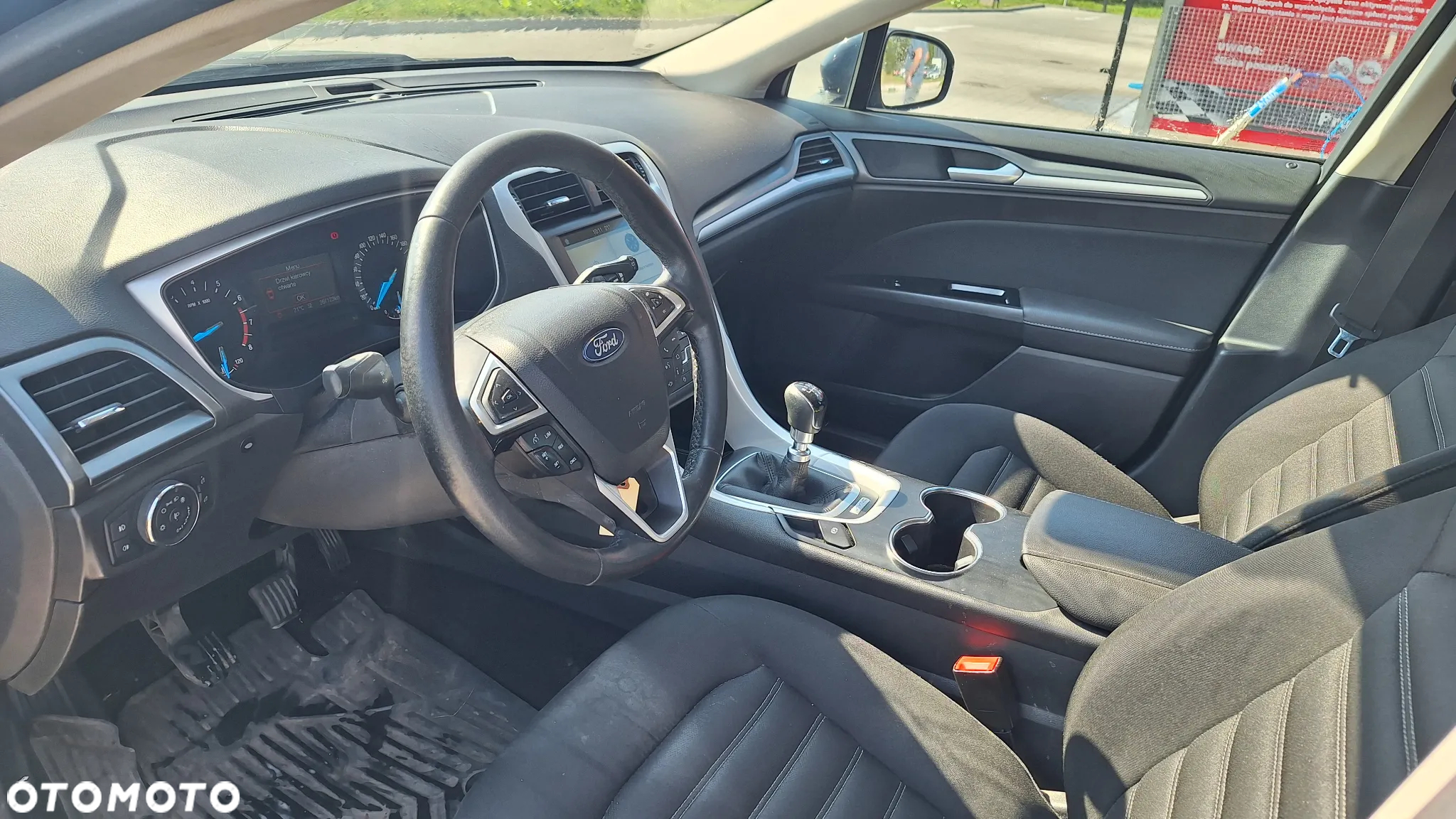 Ford Mondeo - 14