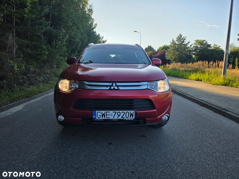 Mitsubishi Outlander 2.0 Intense + 2WD - 12