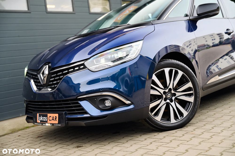 Renault Grand Scenic - 34