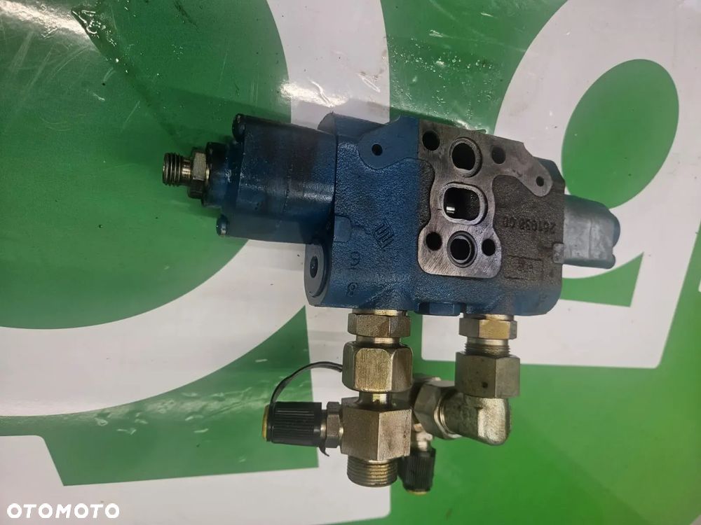 Sekcja rozdzielacza Rexroth 26103800 TEREX TW 110 - 8