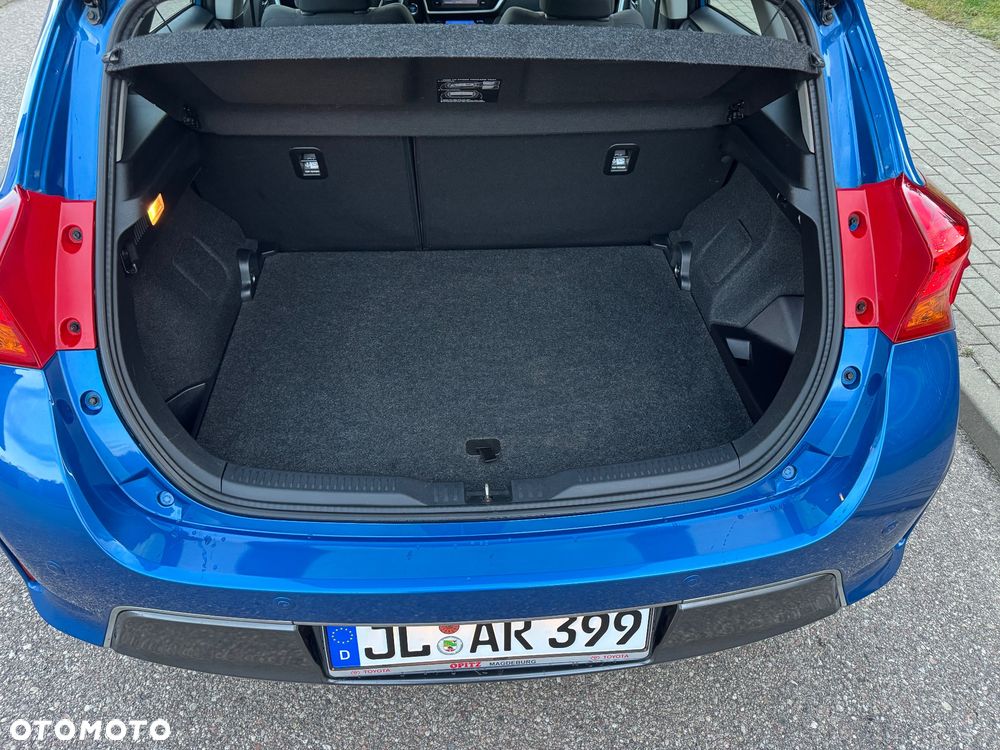 Toyota Auris - 21