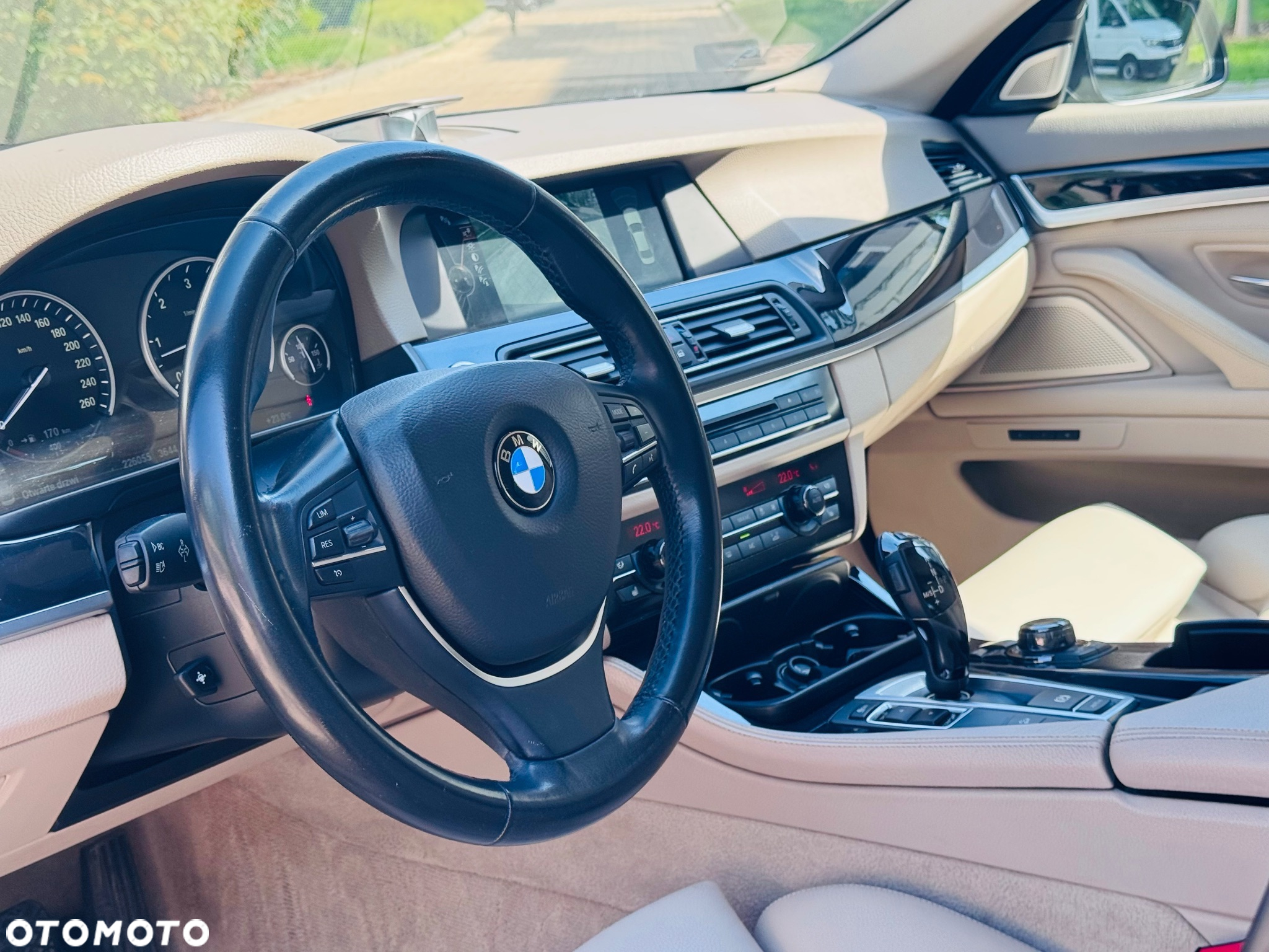 BMW Seria 5 535d xDrive Luxury Line - 26