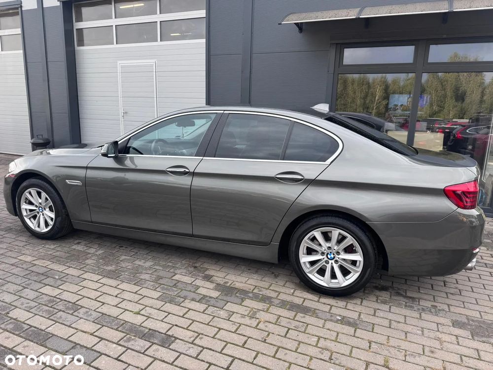 BMW Seria 5 520d xDrive Luxury Line - 13
