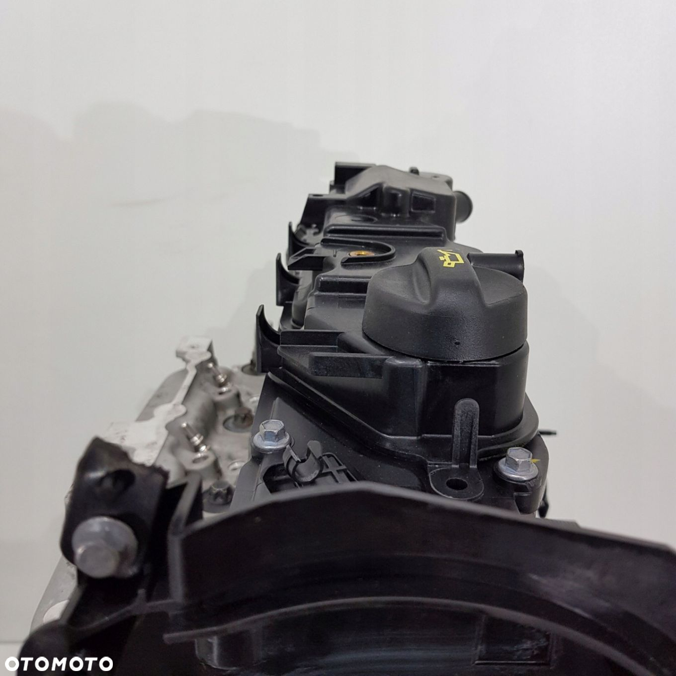 SILNIK 1.6 EHDI 8V PEUGEOT 208 308 508 - 8