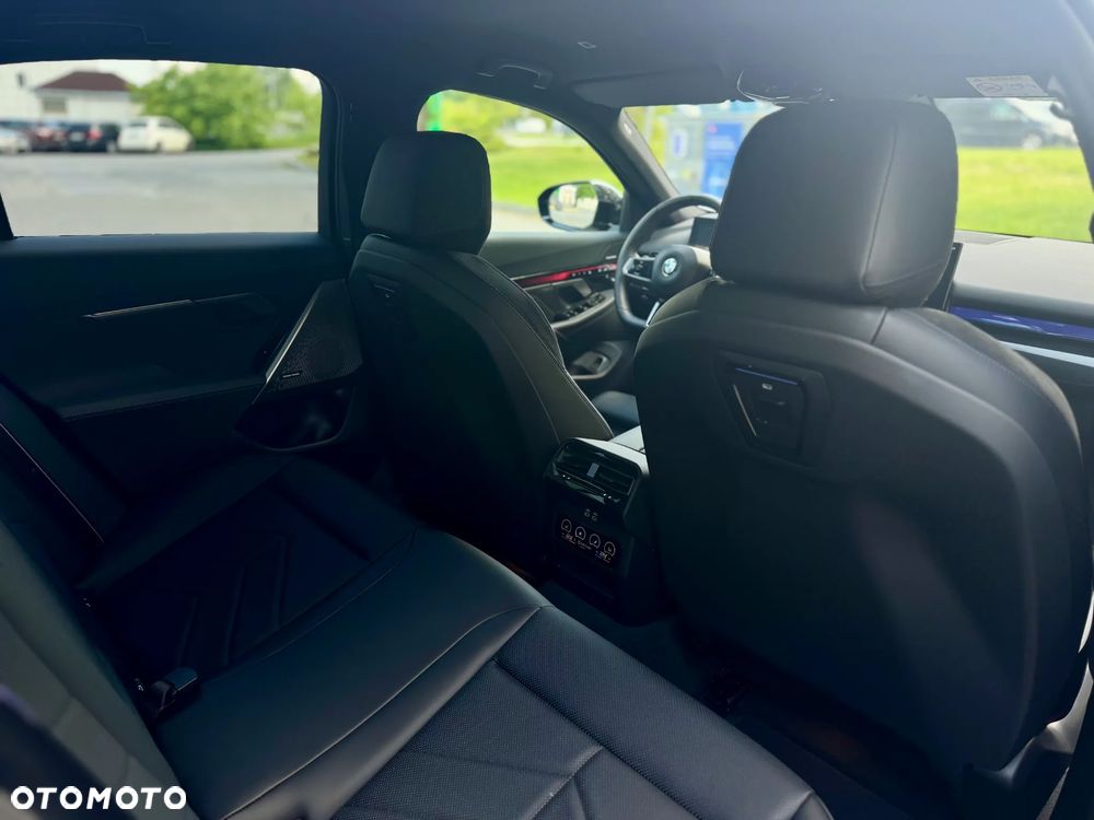 BMW Seria 5 520d xDrive mHEV M Sport - 18