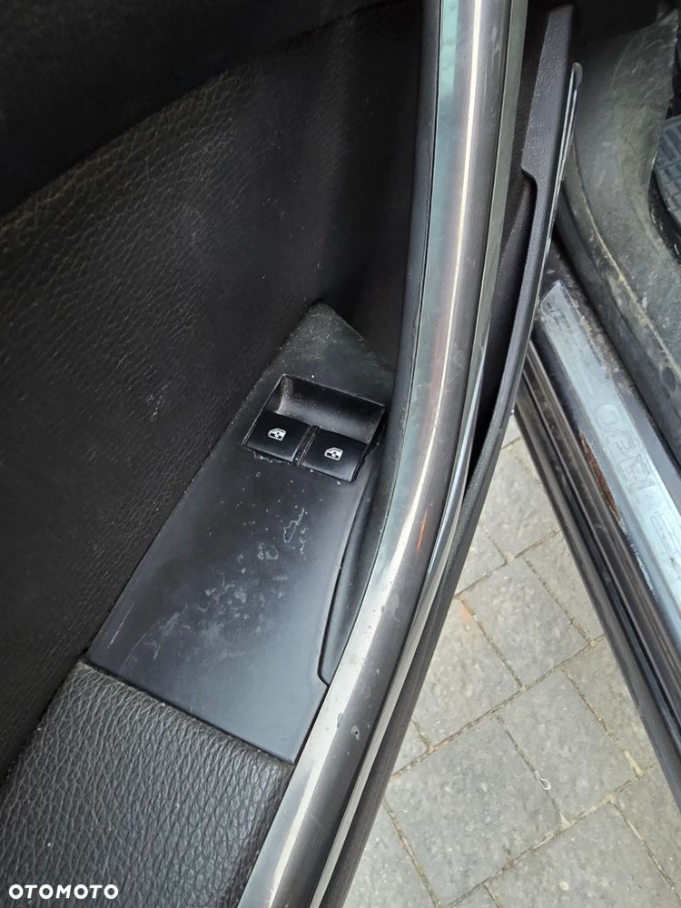 Opel Astra 1.4 T Cosmo - 4