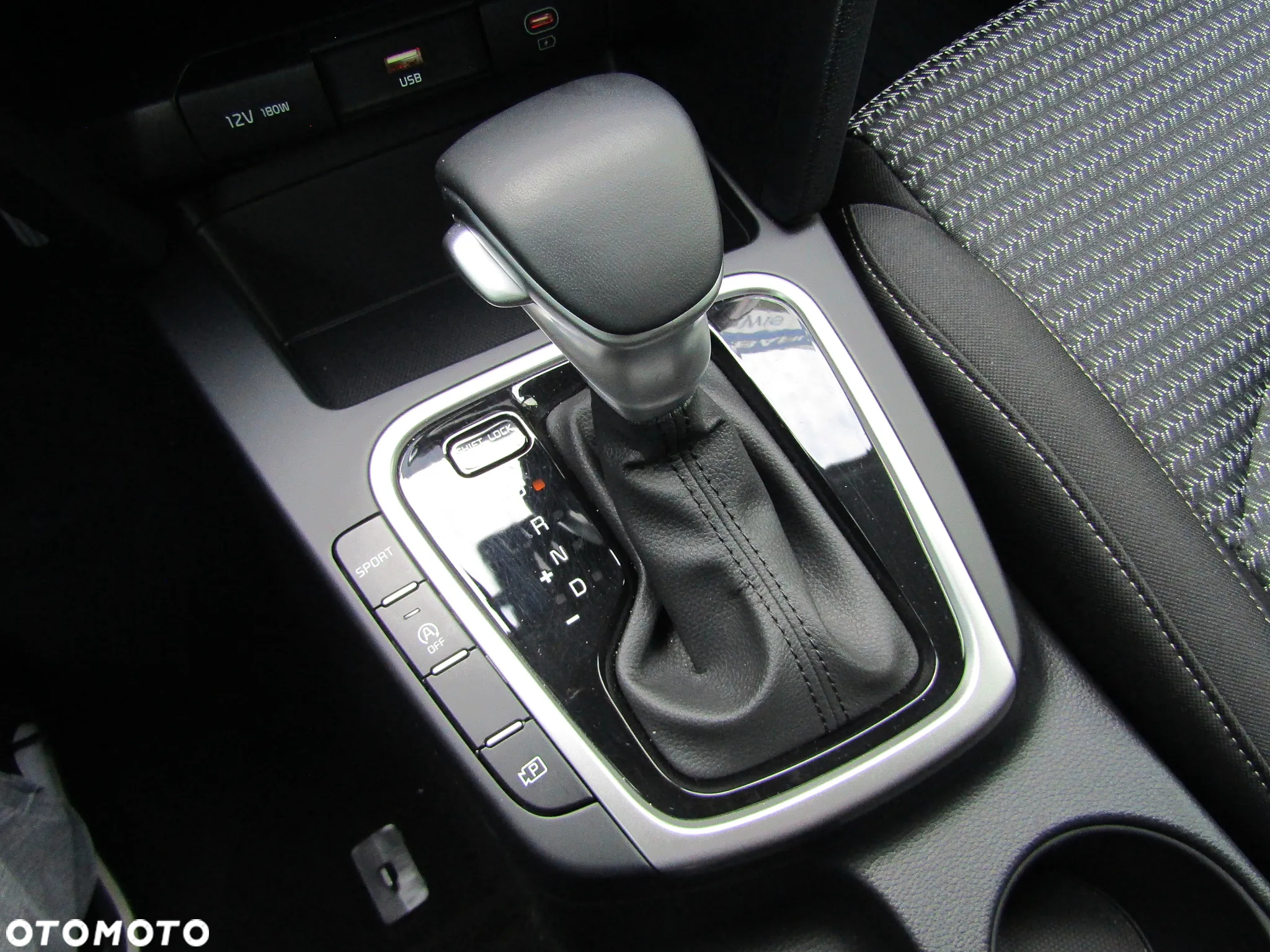 Kia XCeed 1.5 T-GDI M DCT - 31