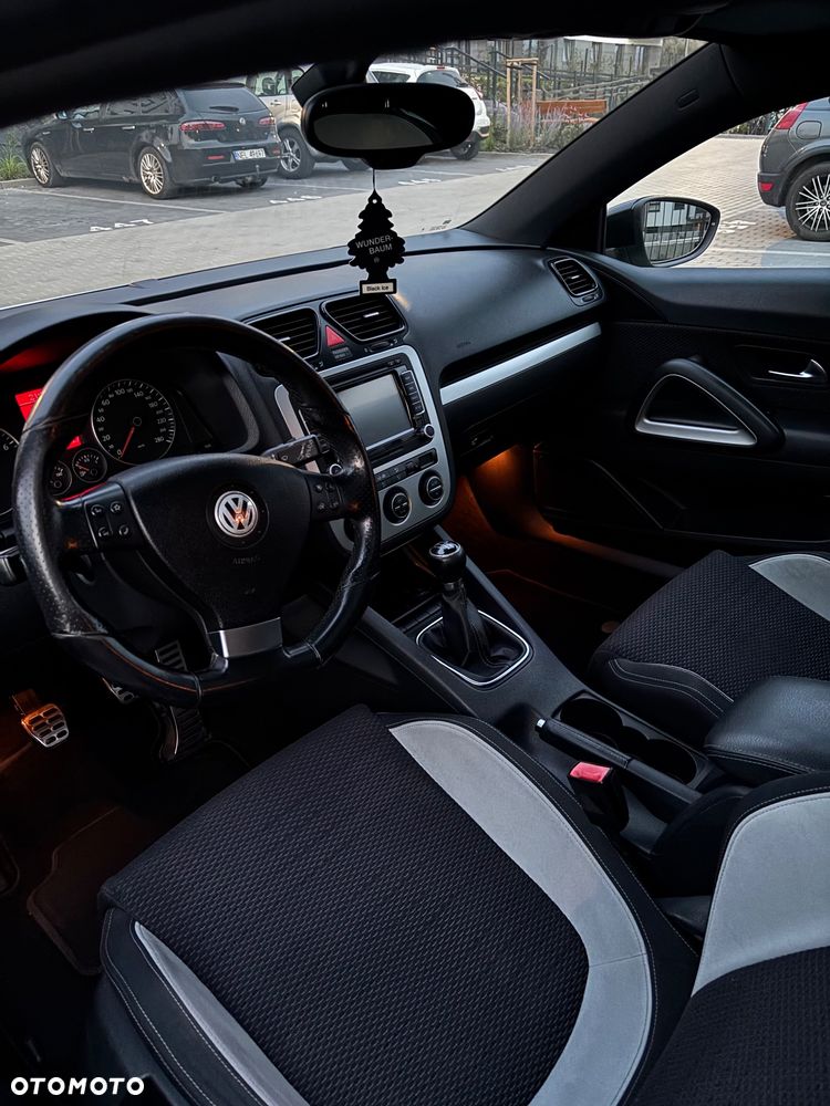 Volkswagen Scirocco 2.0 TSI - 10