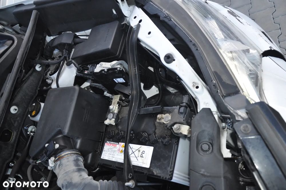 Mazda MX-30 e-SKYACTIV MAKOTO - 26