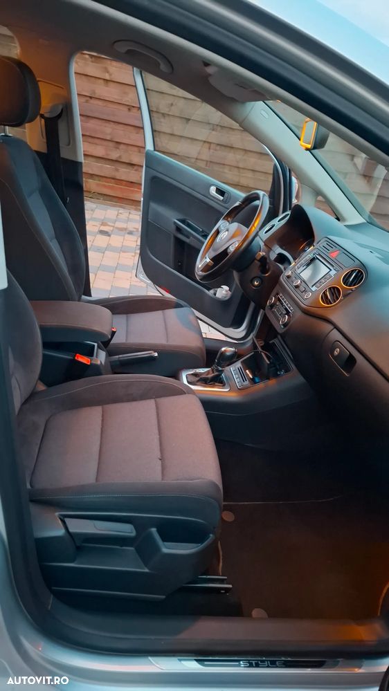 Volkswagen Golf Plus 1.6 TDI DPF BMT Comfortline DSG - 10