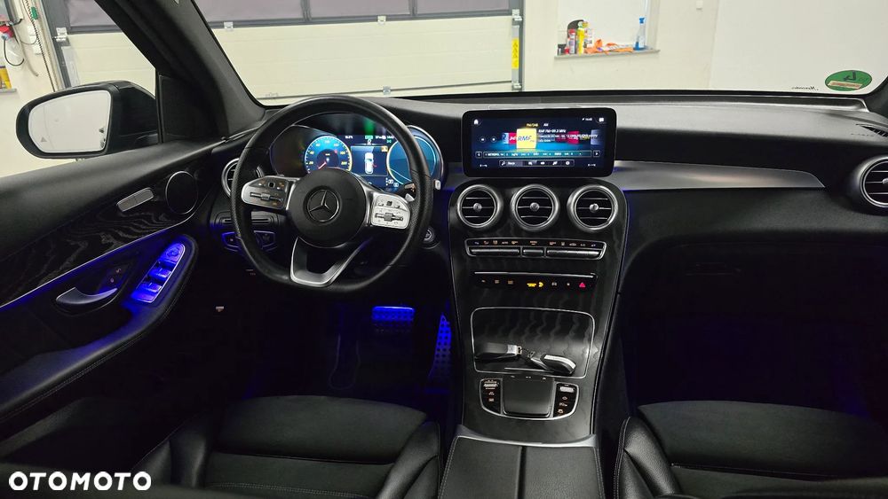 Mercedes-Benz GLC 300 de 4-Matic Business Edition - 7