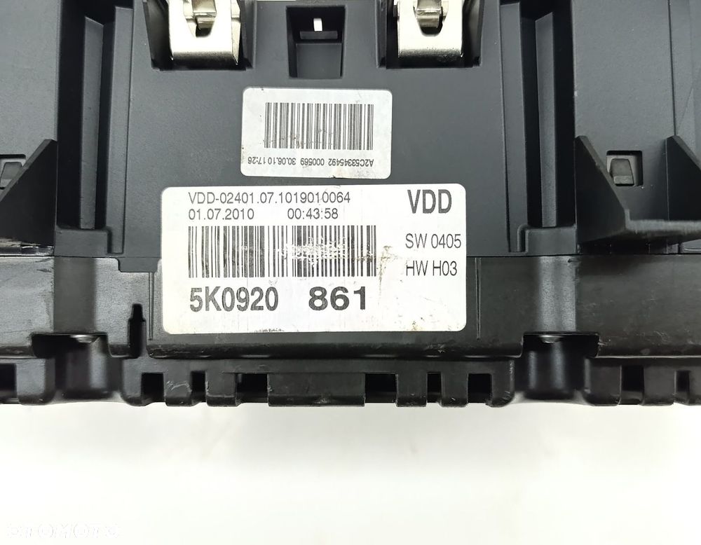 ZEGARY LICZNIK VW GOLF VI 1.4 TSI 5K0920861 - 2