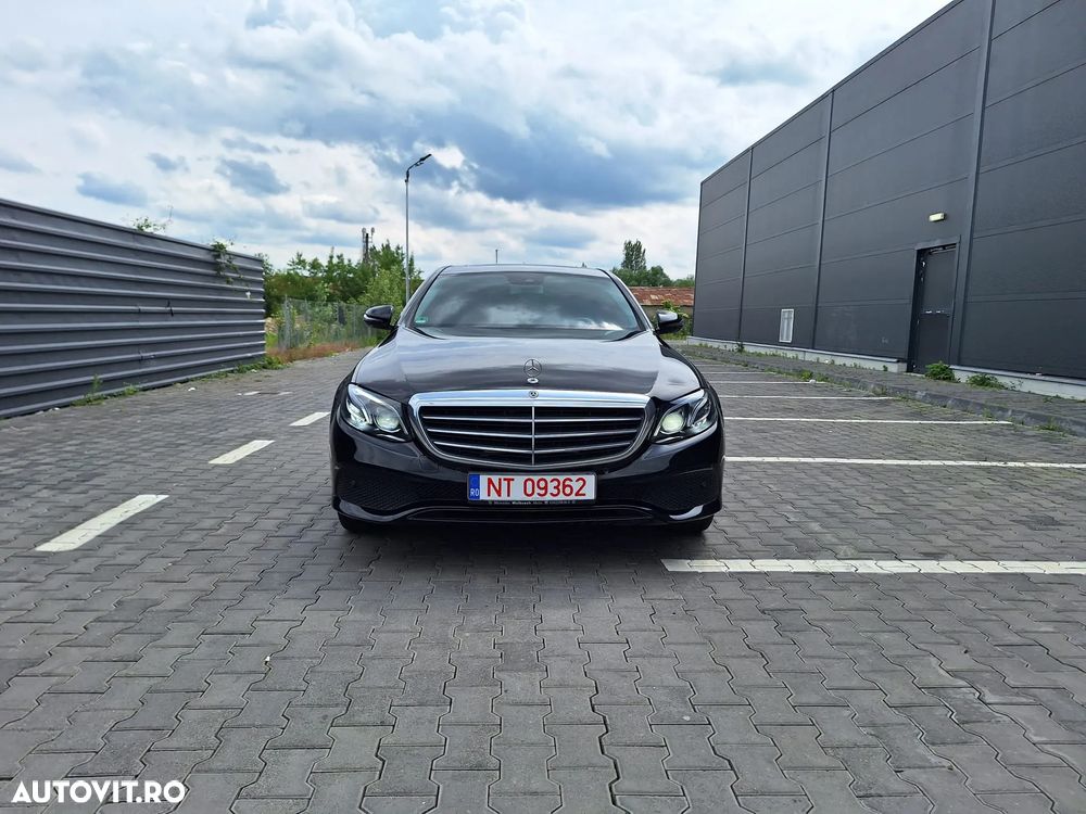 Mercedes-Benz E 220 d 9G-TRONIC - 17