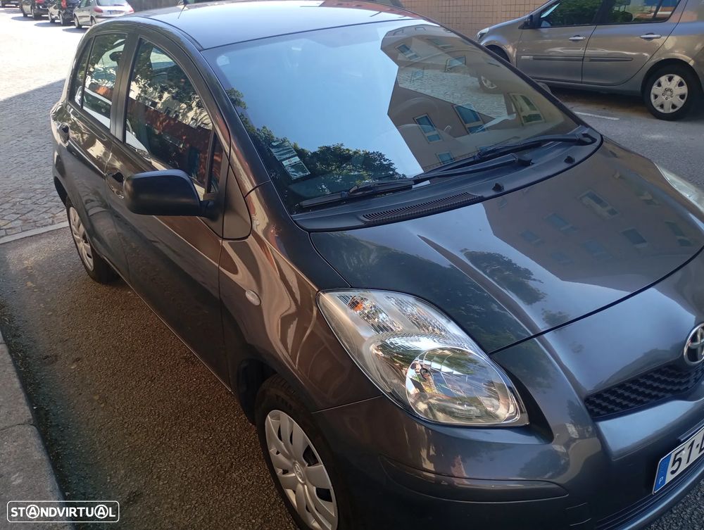 Toyota Yaris 1.0 VVT-i Comfort+P.Style - 4