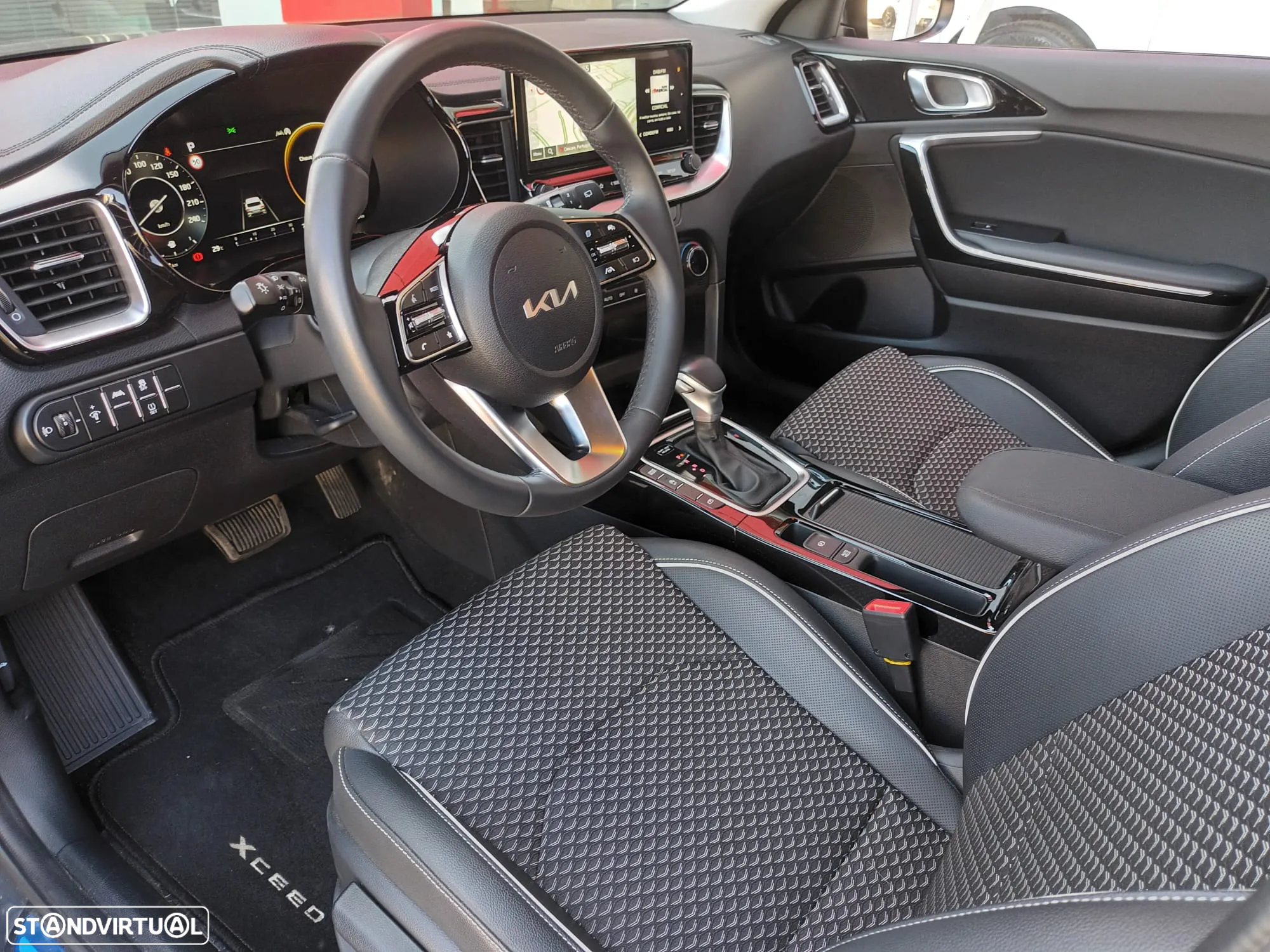 Kia XCeed 1.5 T-GDI Tech 7DCT - 7