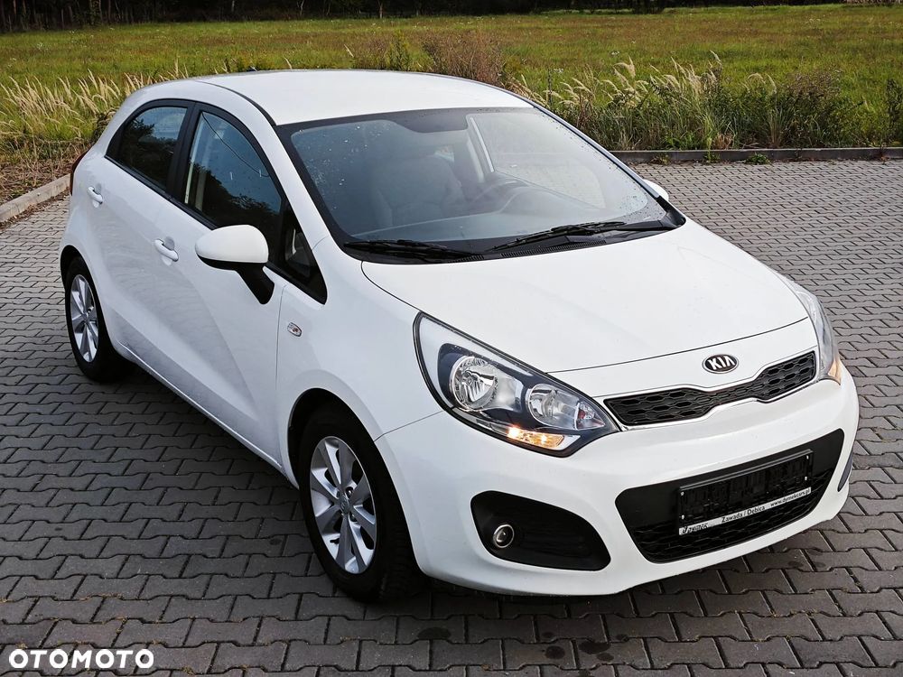 Kia Rio 1.2 M - 13