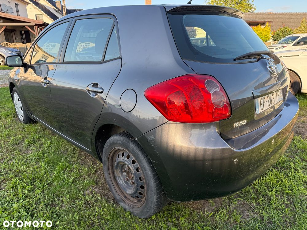 Toyota Auris 2.0 D-4D Edition - 3