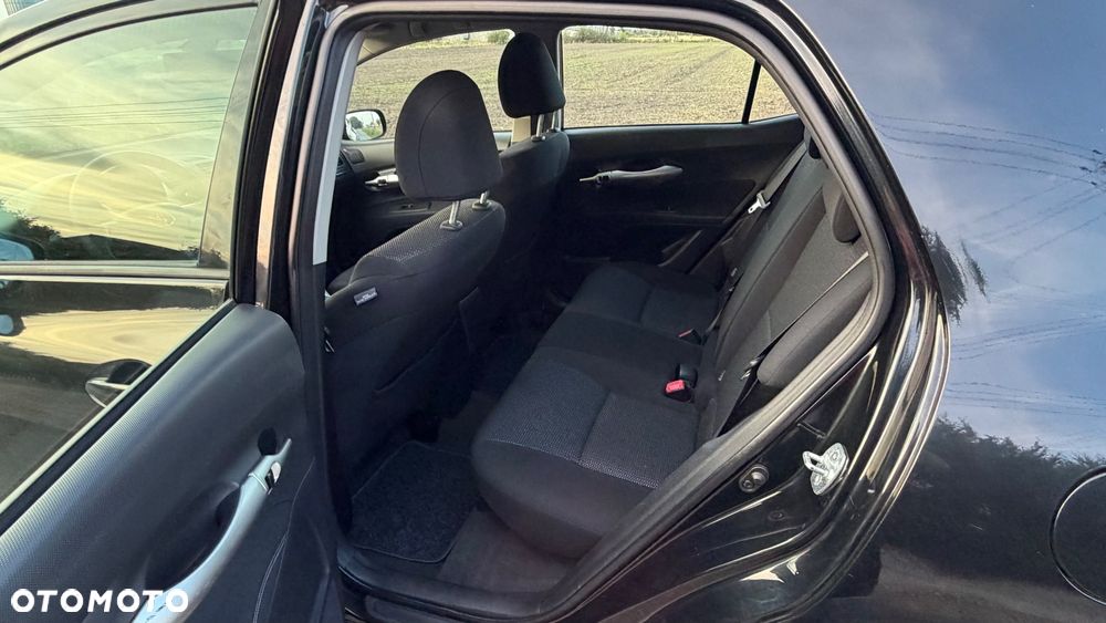 Toyota Auris - 23