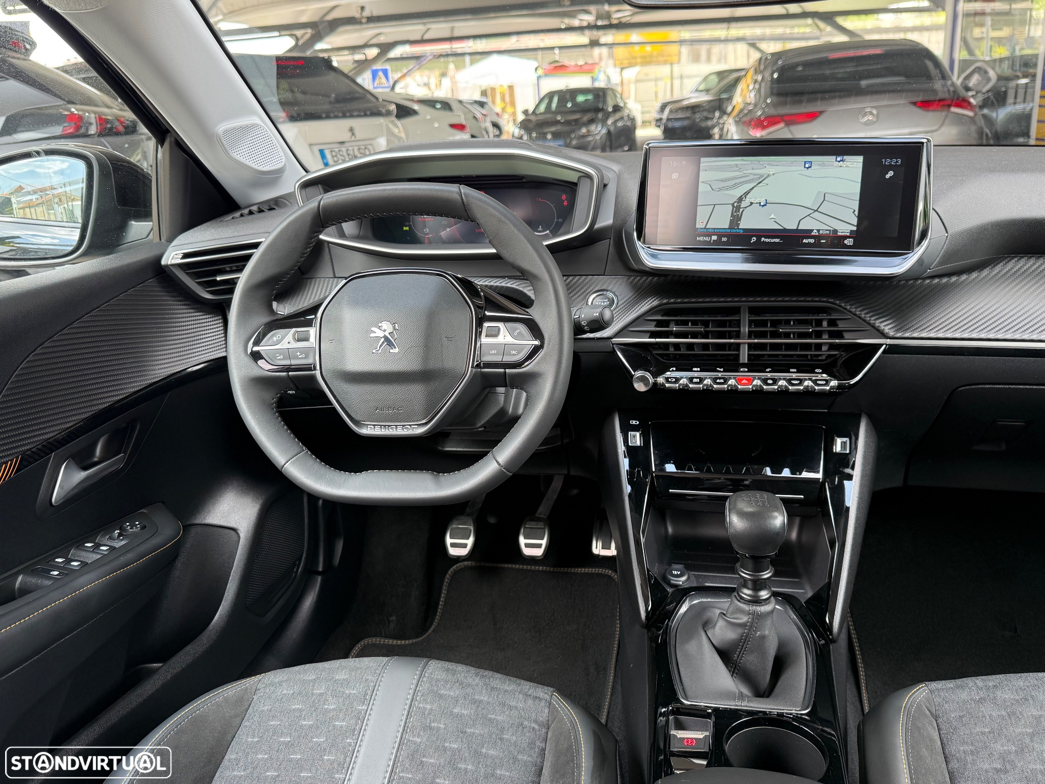 Peugeot 208 1.2 PureTech Allure - 35