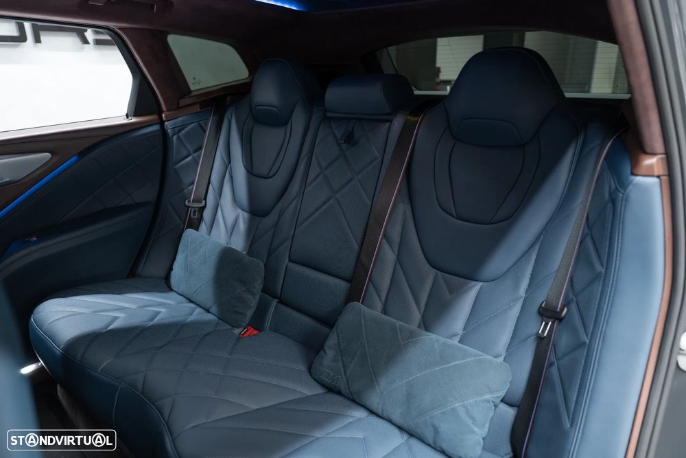 BMW XM Standard - 56