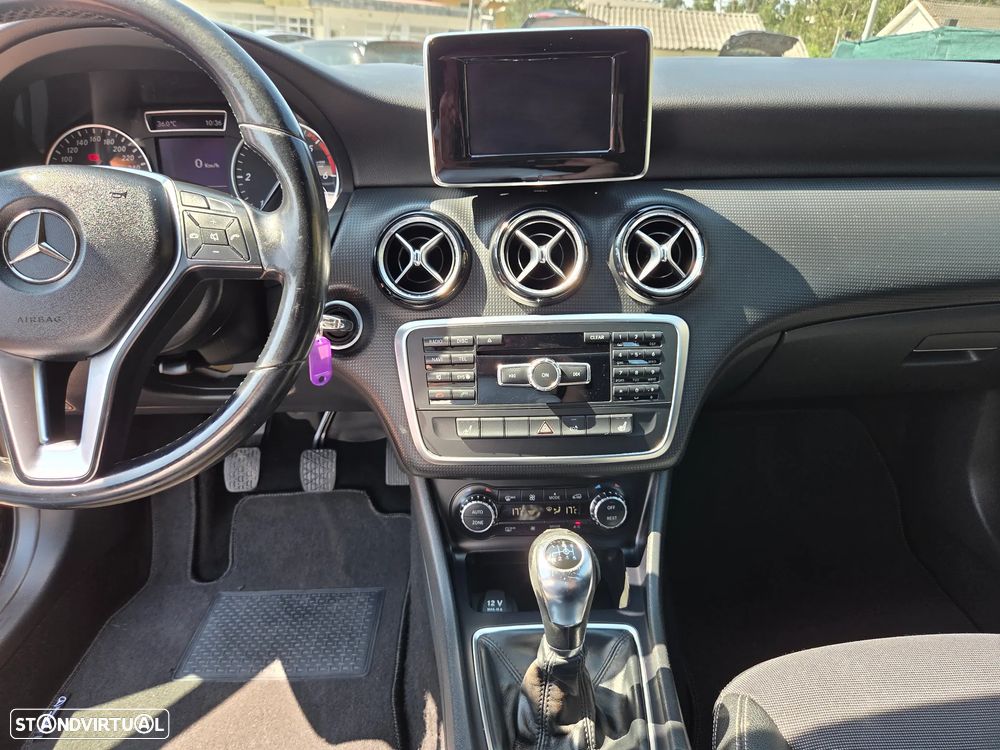 Mercedes-Benz A 180 CDI (BlueEFFICIENCY) - 17