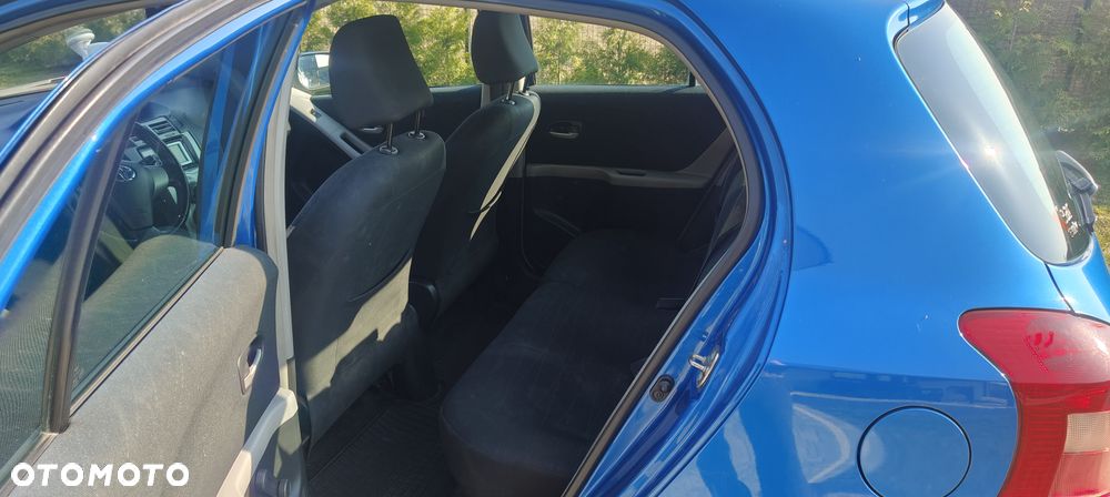 Toyota Yaris 1.4 D-4D Sol MM - 4