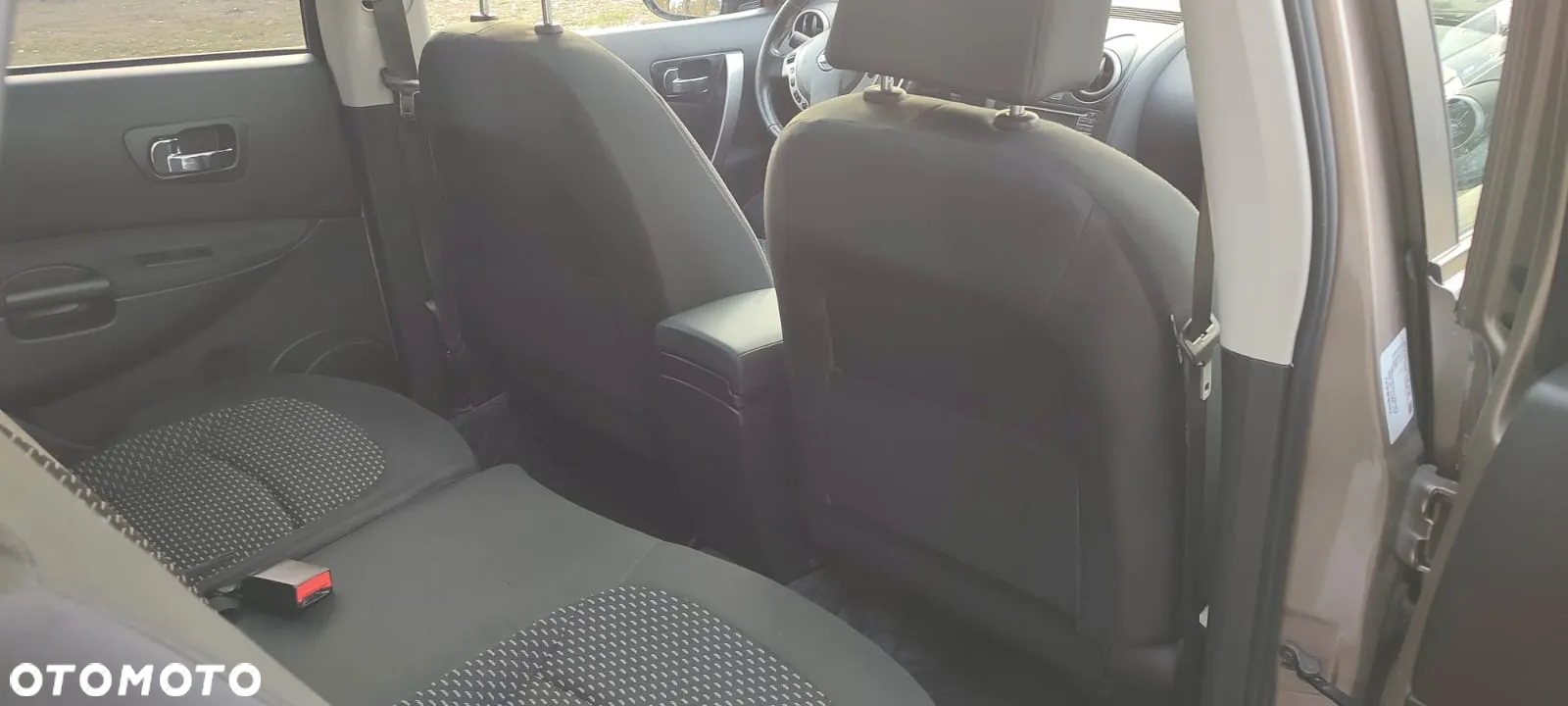 Nissan Qashqai+2 - 14