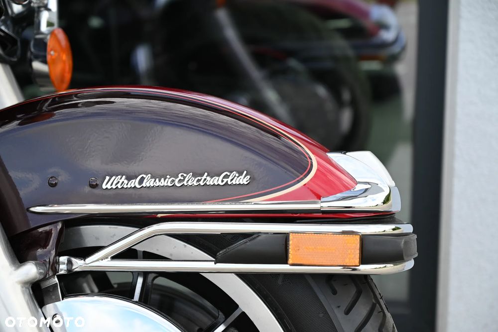 Harley-Davidson FLHTCU Ultra - 12