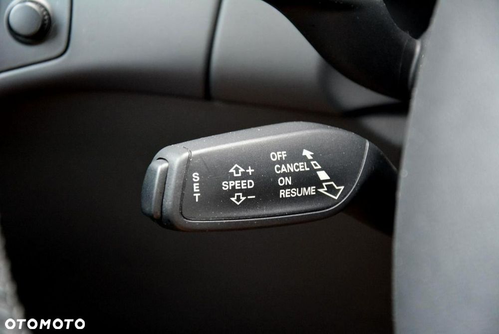 Audi A4 Limousine 2.0 TDI DPF clean diesel S line Sportpaket - 28