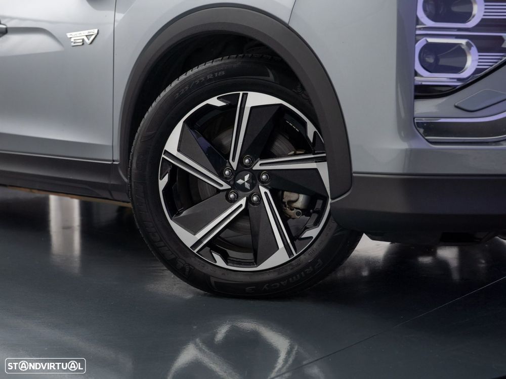 Mitsubishi Eclipse Cross 2.4 PHEV eMotion - 13