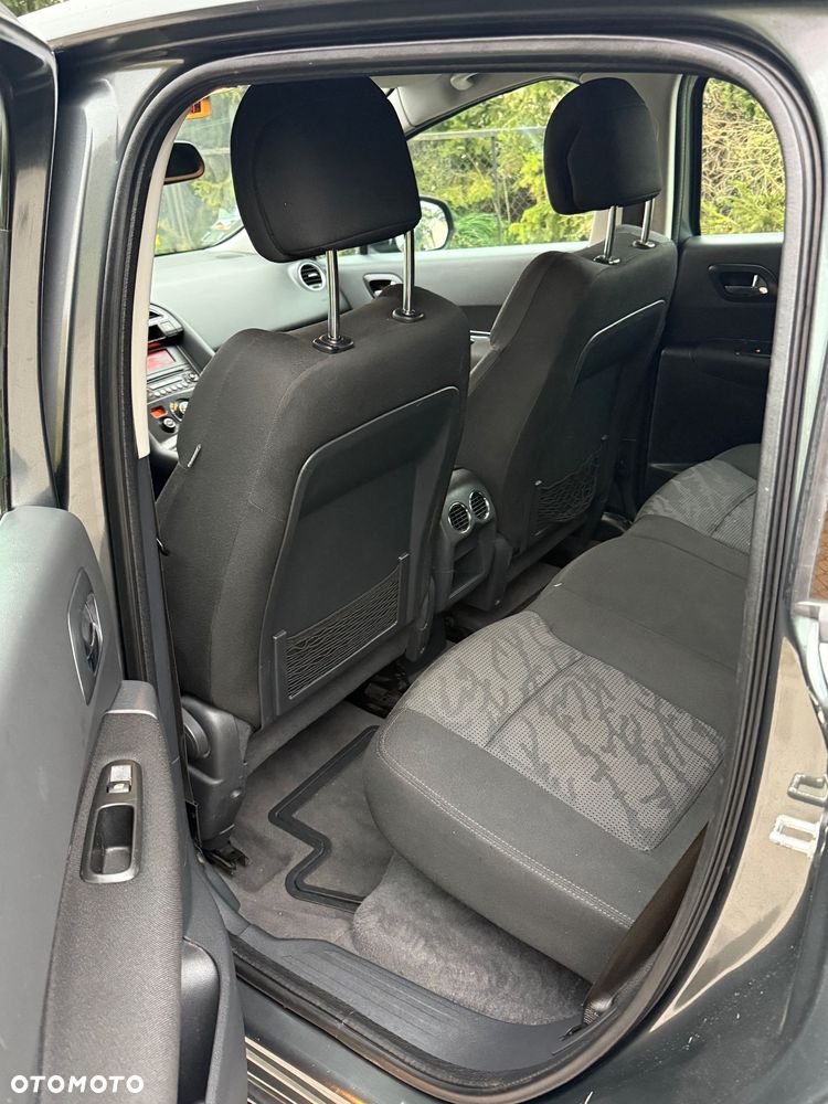 Peugeot 3008 1.6 HDi Premium - 22