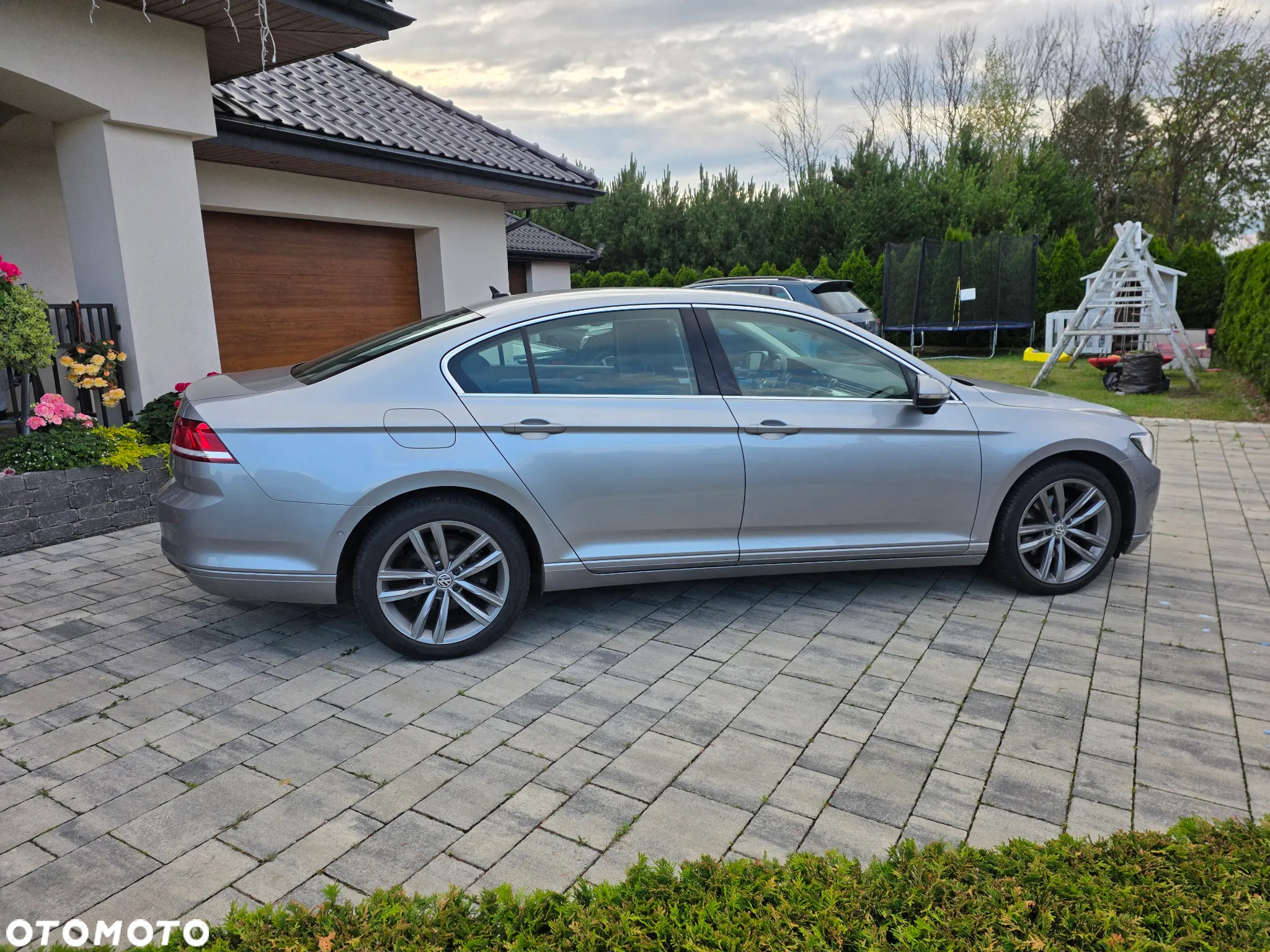 Volkswagen Passat - 5