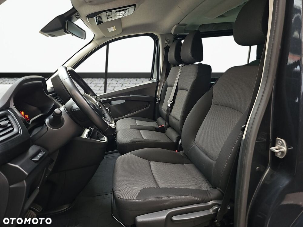 Renault Trafic - 17