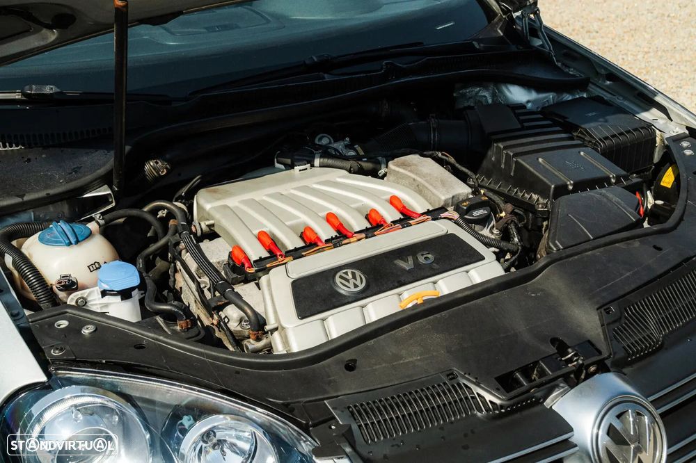 VW Golf 3.2 R32 4Motion DSG - 32